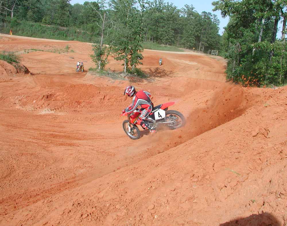 1999 cr250 spraying dirt